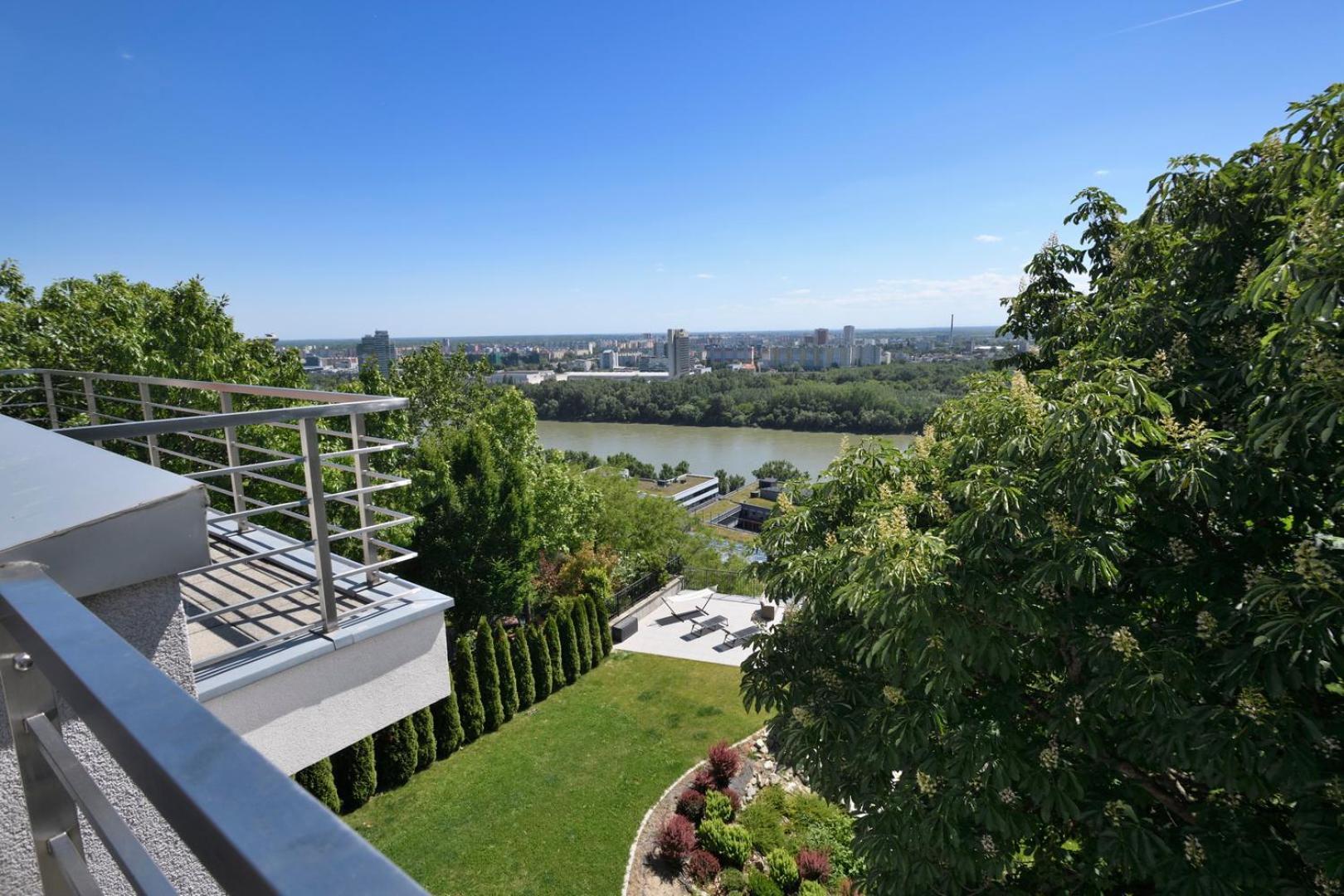 River View Apartments Hotel Bratysława Zewnętrze zdjęcie